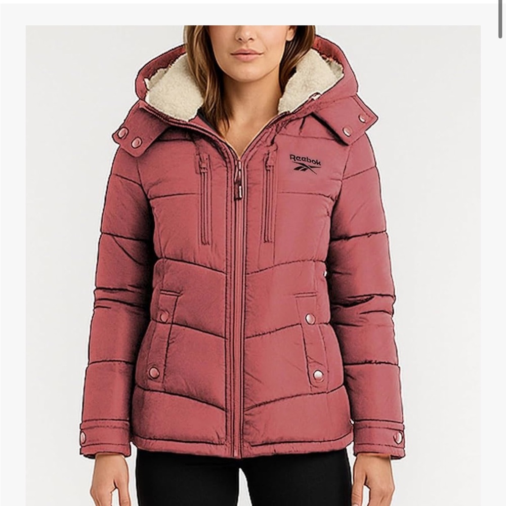 Reebok women’s mauve puffer jacket detachable hood faux fur large